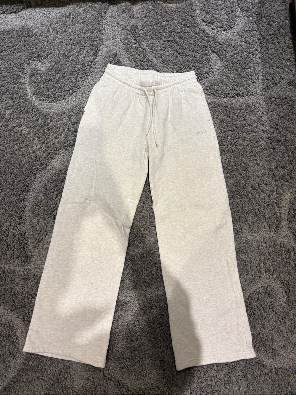 Aritzia Boyfriend Sweatpants